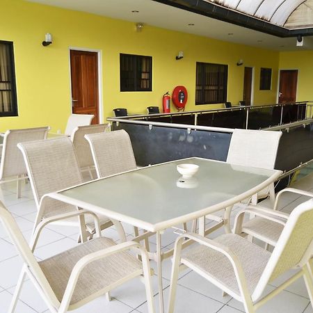 باراماريبو Rachel'S Apartments المظهر الخارجي الصورة