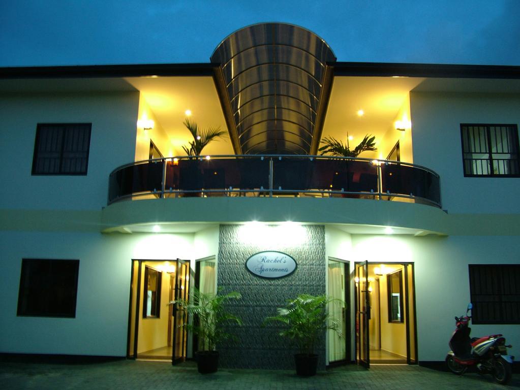 باراماريبو Rachel'S Apartments المظهر الخارجي الصورة
